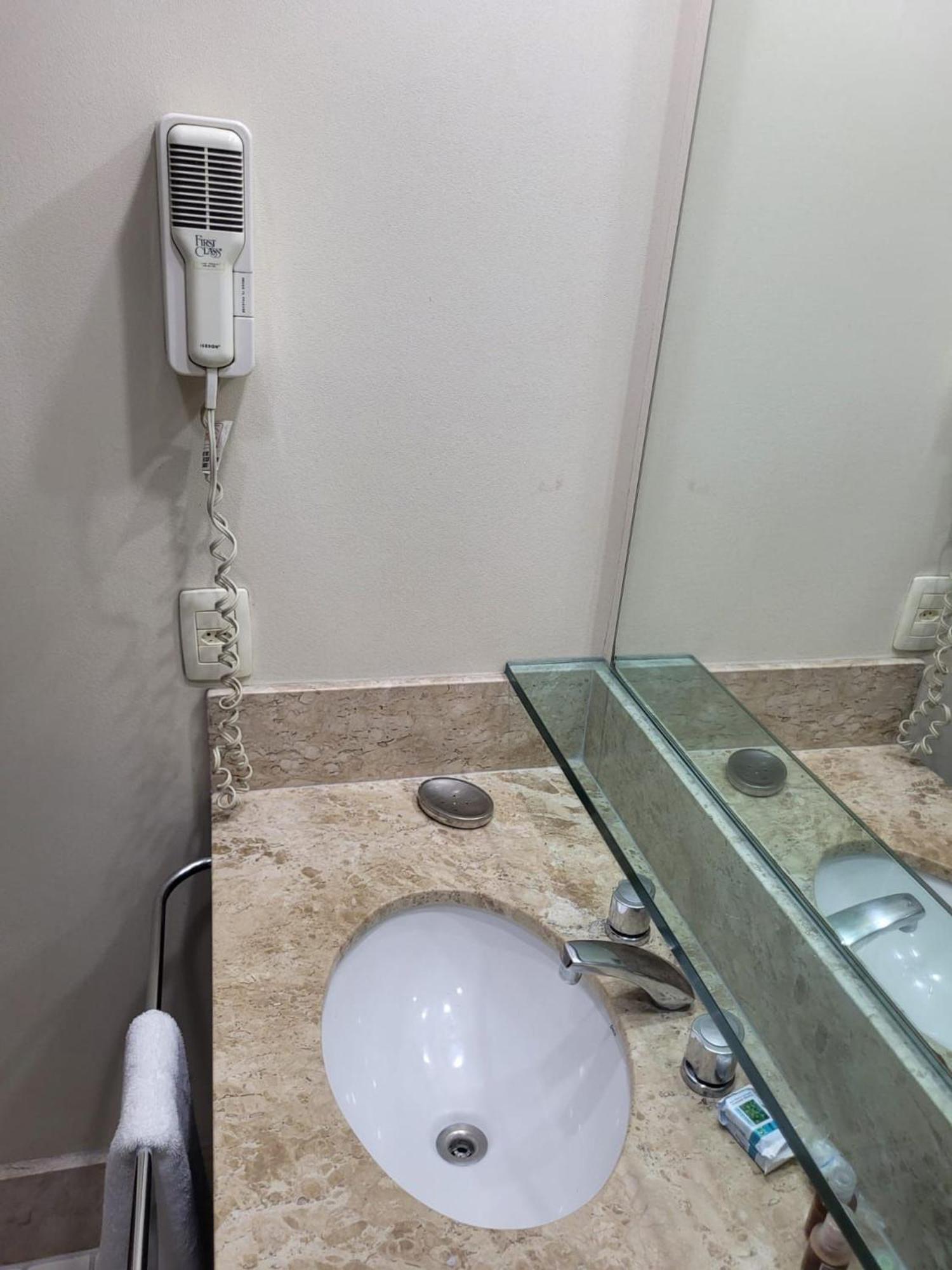 Elegant Flat Internacional Plaza-garagem E Piscina *