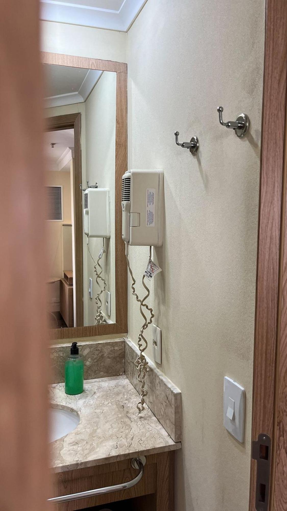 Elegant Flat Internacional Plaza-garagem E Piscina São Paulo